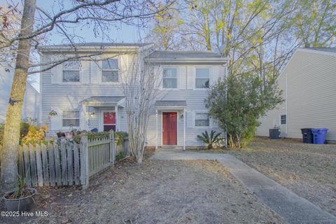 Photo of 116 Greenford Place, Jacksonville, NC 28540 (MLS # 100545598)