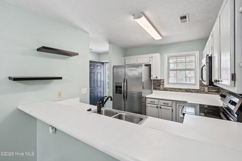 Tiny photo for 5050 Lamppost Circle, Wilmington, NC 28403 (MLS # 100561086)
