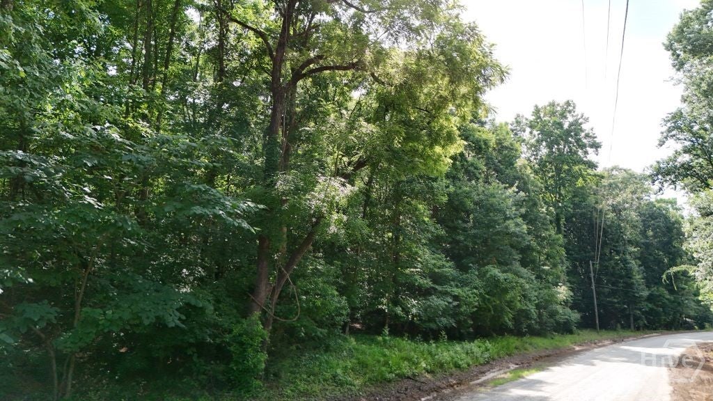 893 Hickory Hills Road