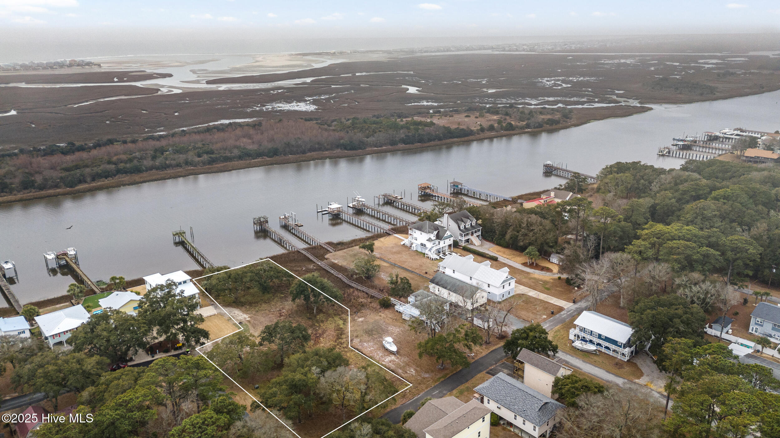 2016 Camelot Drive & 2010 SW