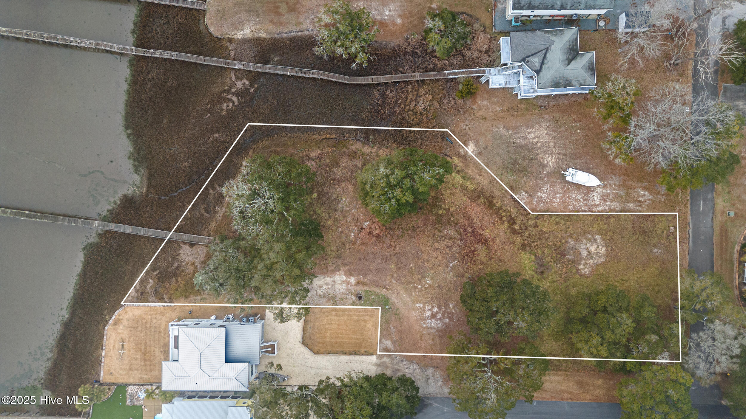 2016 Camelot Drive & 2010 SW