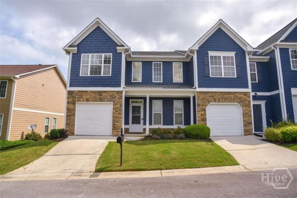 Photo of 6616 Splashwater Drive, Flowery Branch, GA 30542 (MLS # CL354972)