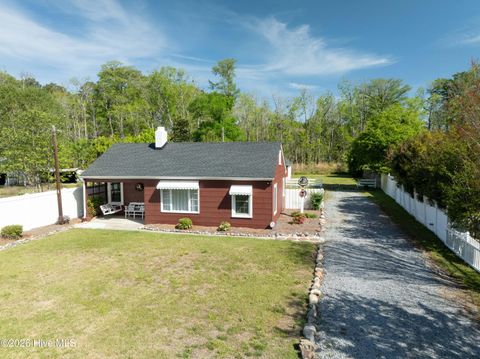 Homes For Sale - 322 River Road<br/> Beaufort County, Washington, NC 27889