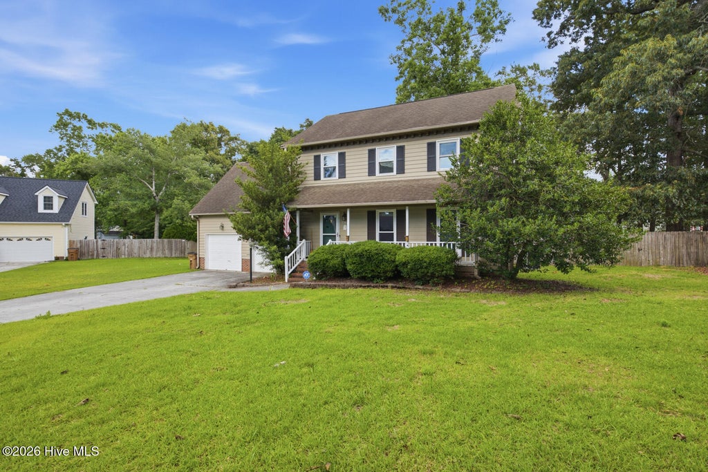 Photo of 106 Broken Oak Court, Jacksonville, NC 28540 (MLS # 100585183)