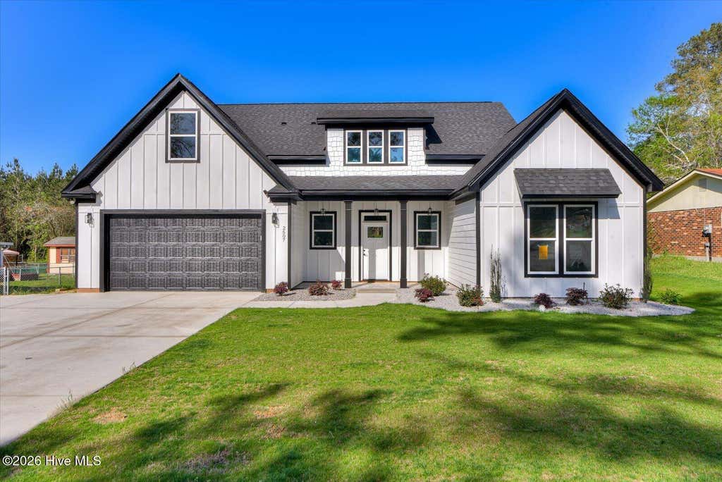 Photo of 2507 Cairo Drive, Augusta, GA 30906 (MLS # 100596123)