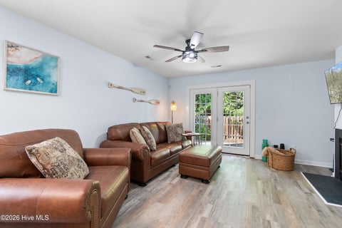 Tiny photo for 128 Lullwater Drive #Unit B, Wilmington, NC 28403 (MLS # 100601931)