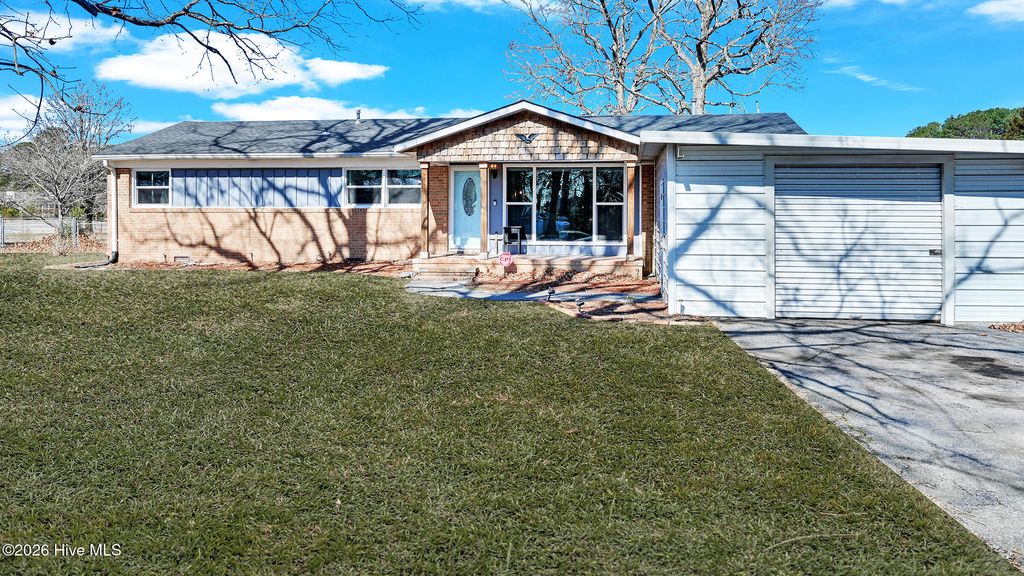 Photo of 304 Wharton Street, Washington, NC 27889 (MLS # 100556392)