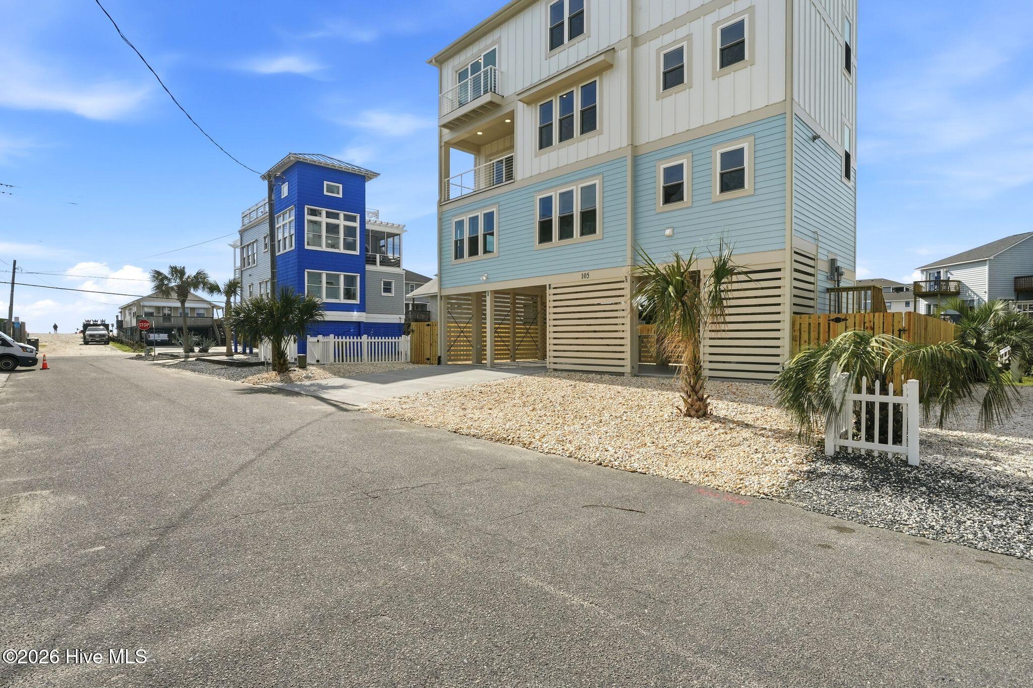 105 Periwinkle Lane