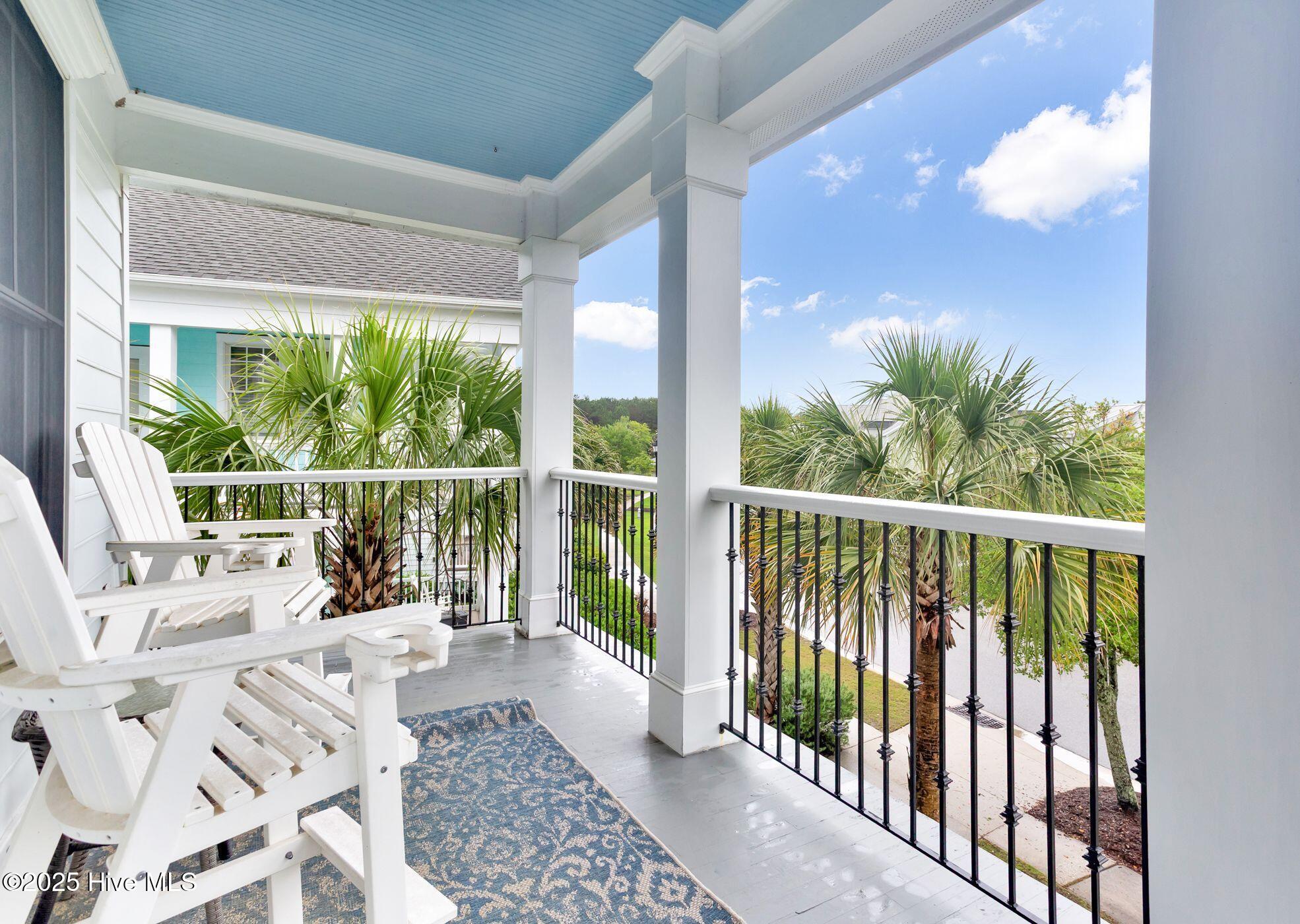 6413 Chalfont Circle