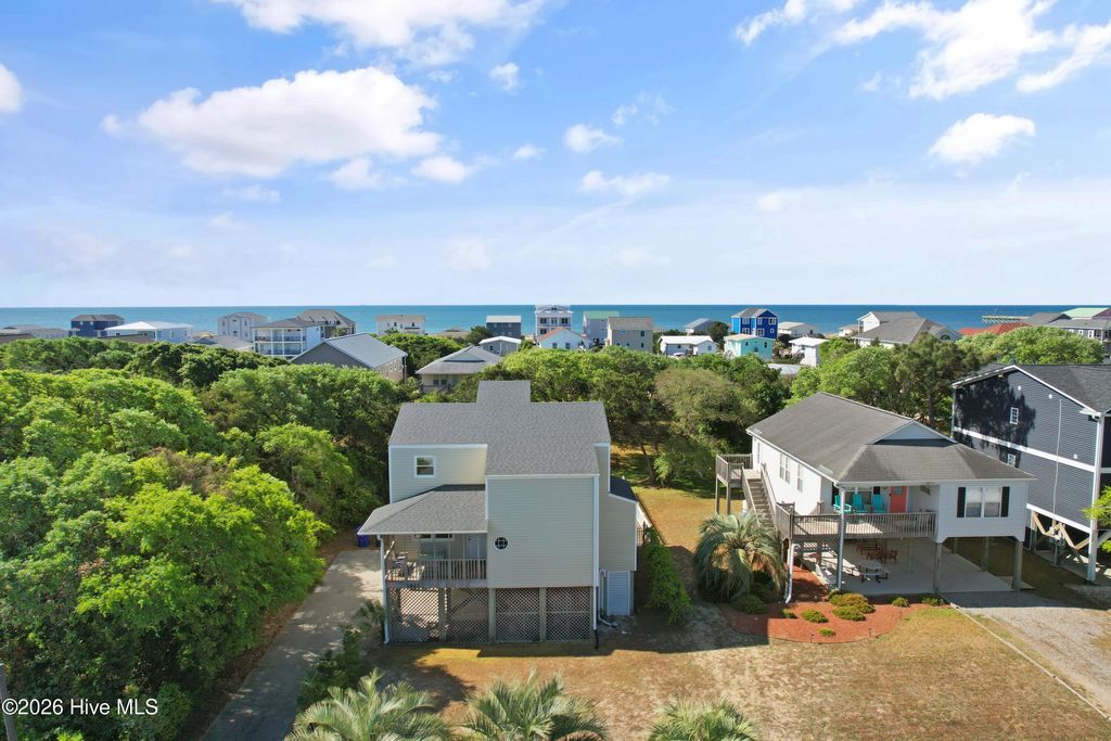 Photo of 1621 E Pelican Drive, Oak Island, NC 28465 (MLS # 100569880)