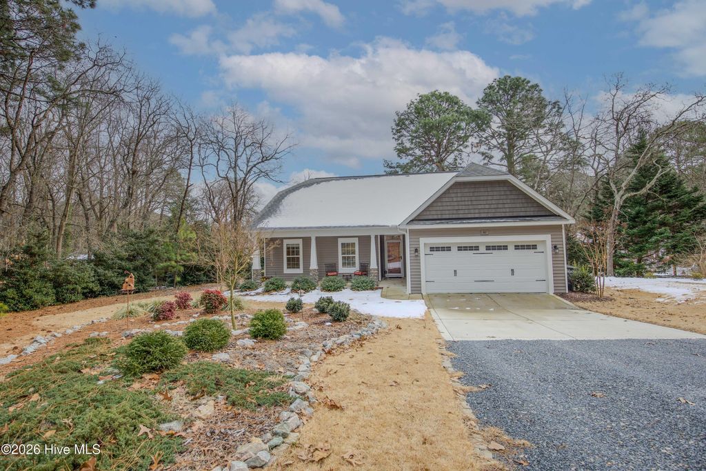 Photo of 161 Devonshire Avenue W, West End, NC 27376 (MLS # 100553059)