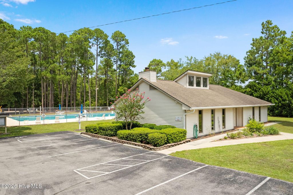Photo of 391 Baypark Drive NW, Calabash, NC 28467 (MLS # 100575552)
