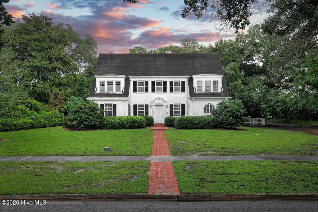 1517 Country Club Road