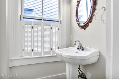 Tiny photo for 314 N 5th Avenue, Wilmington, NC 28401 (MLS # 100607056)