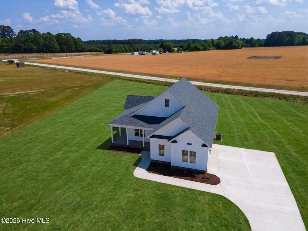Photo of 2779 Covent Drive, Farmville, NC 27828 (MLS # 100571901)