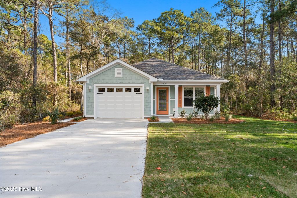 Photo of 1200 N Caswell Avenue, Southport, NC 28461 (MLS # 100527921)