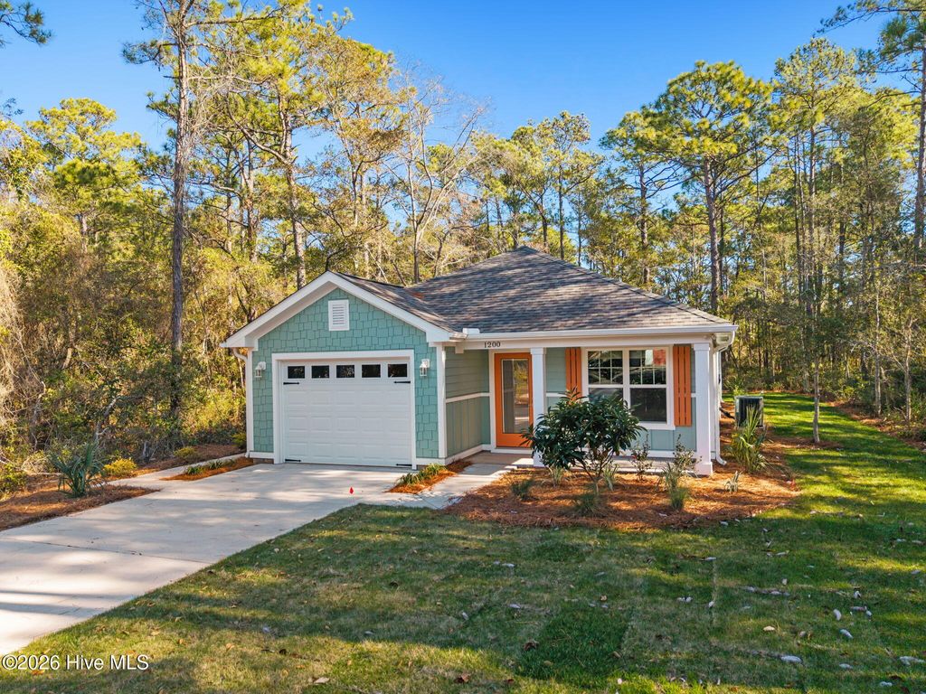 Photo of 1200 N Caswell Avenue, Southport, NC 28461 (MLS # 100527921)