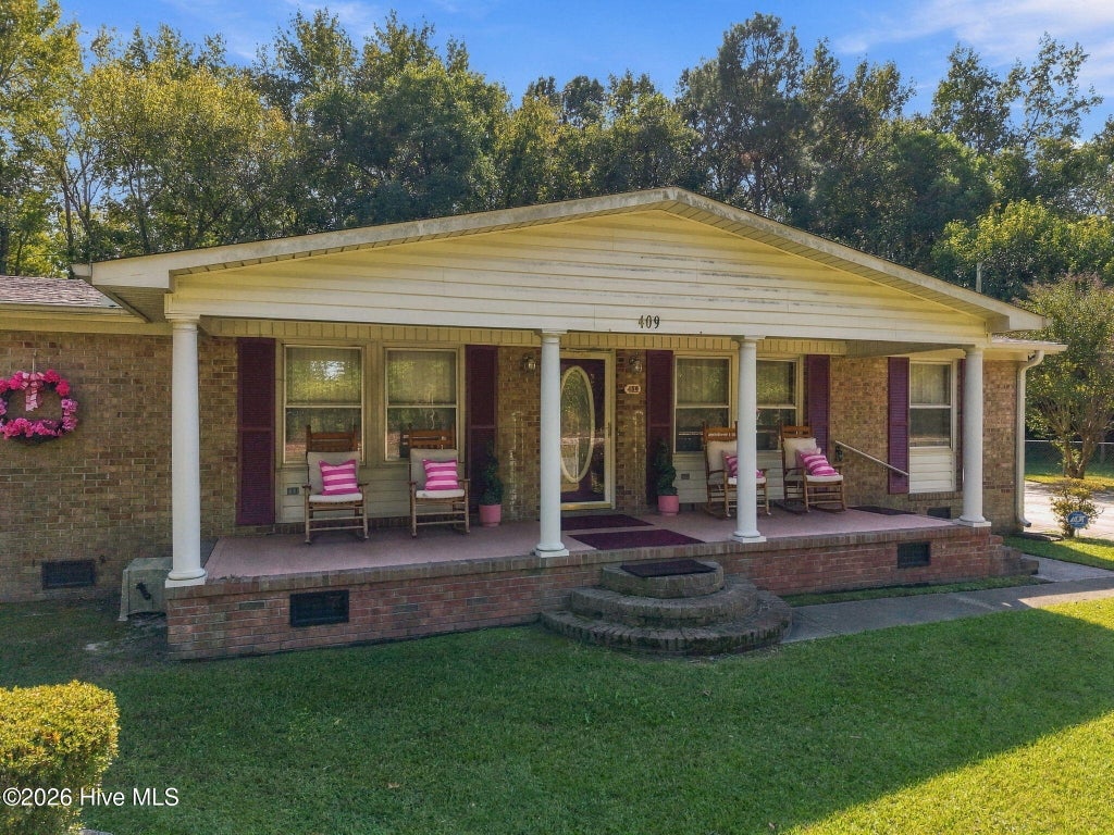 Photo of 409 E Railroad Street, Robersonville, NC 27871 (MLS # 100607754)