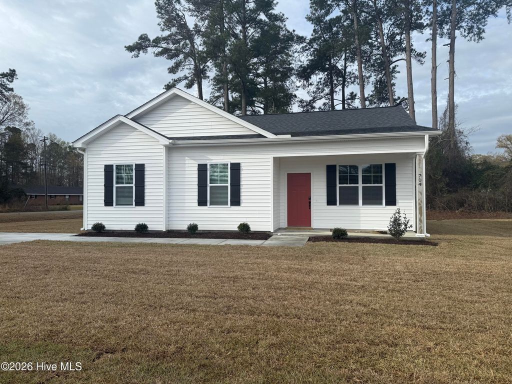 Photo of 714 Pope Street, Grifton, NC 28530 (MLS # 100516185)
