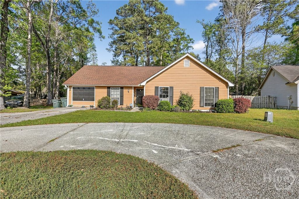 Photo of 6 N Nicholson Circle, Savannah, GA 31419 (MLS # SA353814)