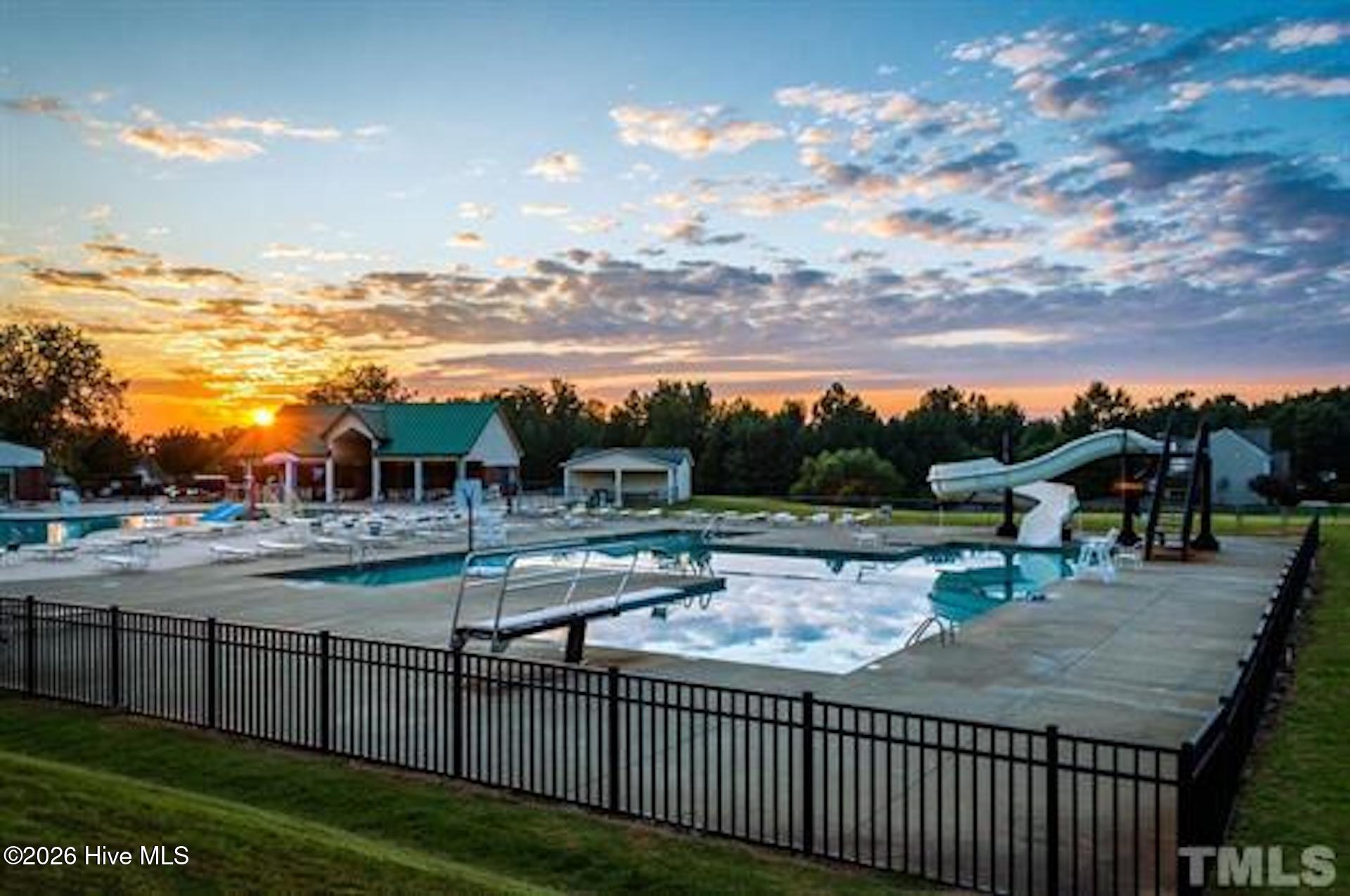 222 Cloverleaf Court