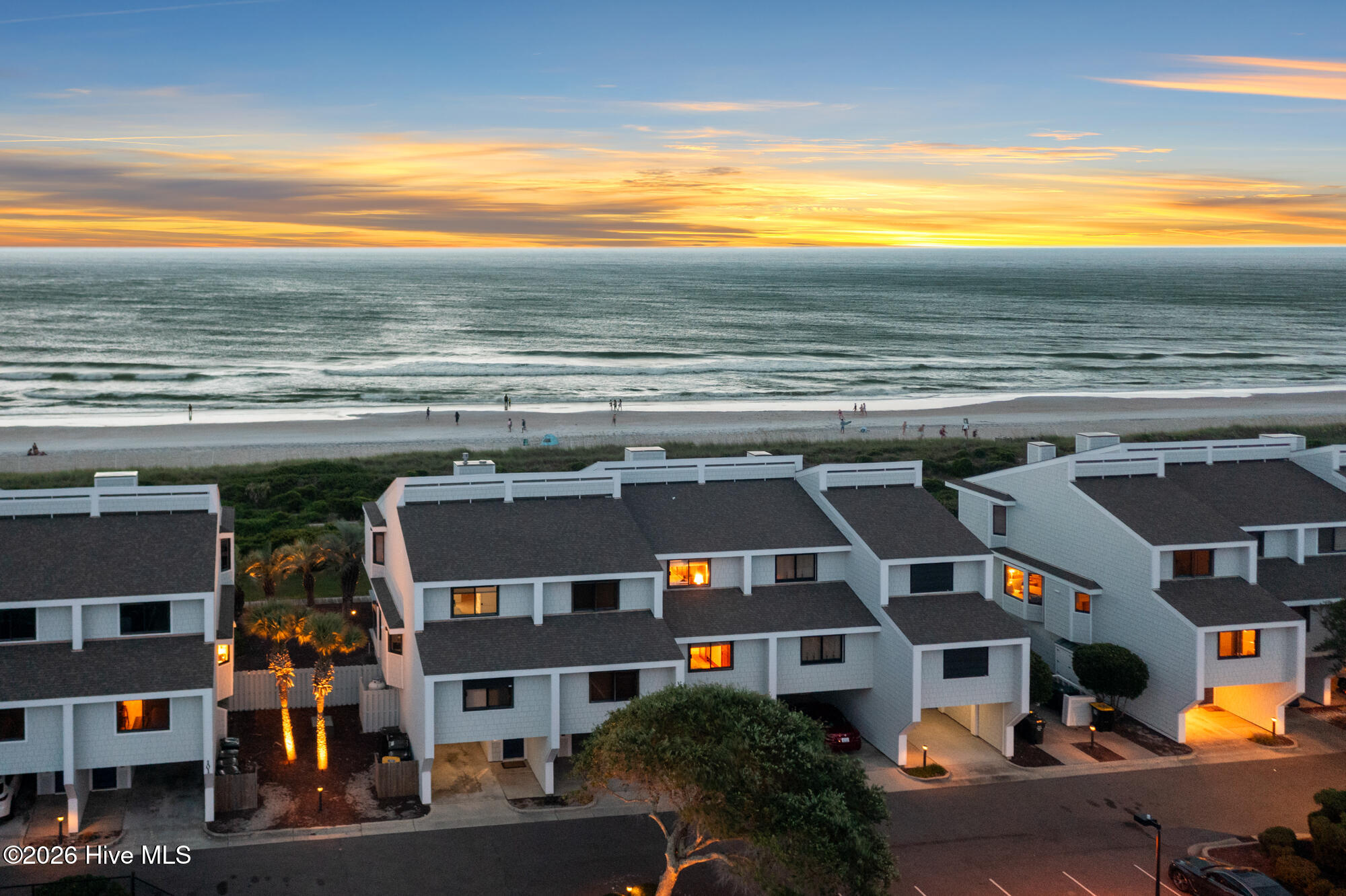 101 S Lumina Avenue Unit 9