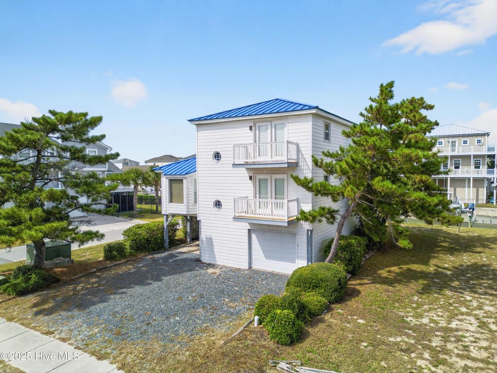 Photo of 189 E Second Street, Ocean Isle Beach, NC 28469 (MLS # 100535057)