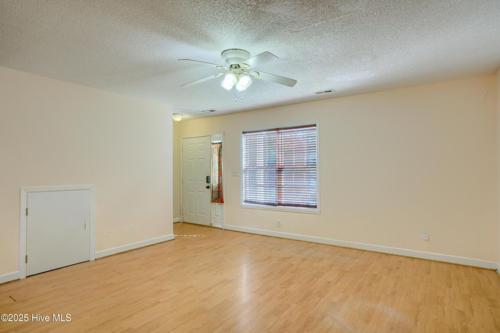 Photo of 113 Tillett Lane, Sneads Ferry, NC 28460 (MLS # 100539403)