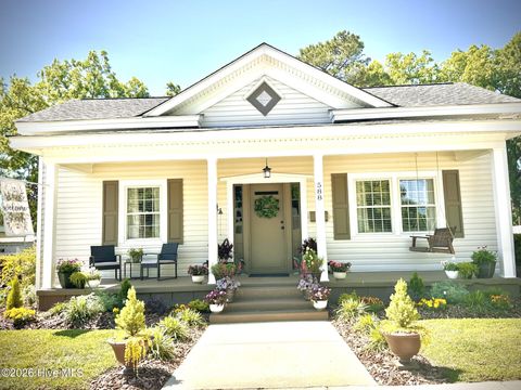 Homes For Sale - 588 Second Street<br/> Ayden, NC 28513