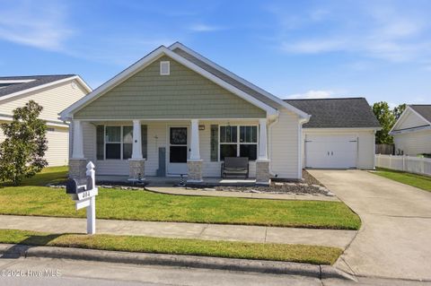 Homes For Sale - 404 Elsmore Drive<br/> New Bern, NC 28562