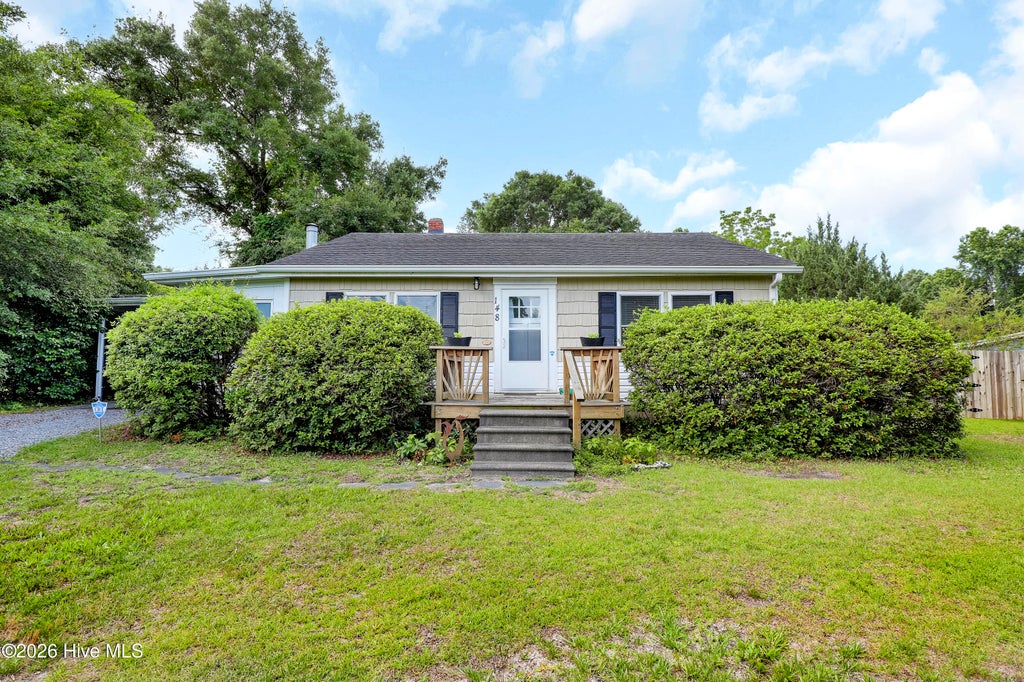 Photo of 148 Hill Lane, Sneads Ferry, NC 28460 (MLS # 100586845)