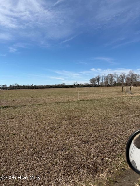 Vacant Land For Sale - 5093 Owen Hill Road<br/> Bladen County, Elizabethtown, NC 28337