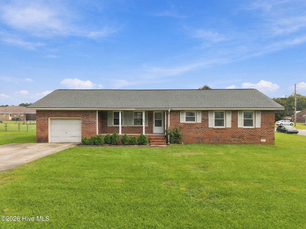 Photo of 367 Second Street, Ayden, NC 28513 (MLS # 100606689)