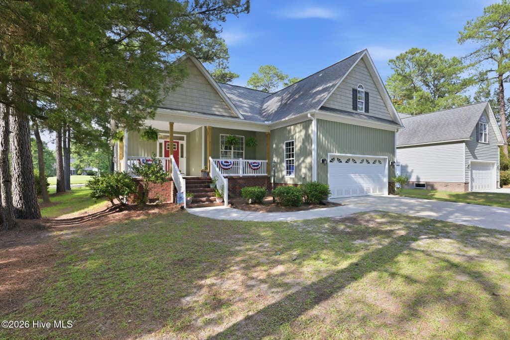 Photo of 1013 Barkentine Drive, New Bern, NC 28560 (MLS # 100582170)