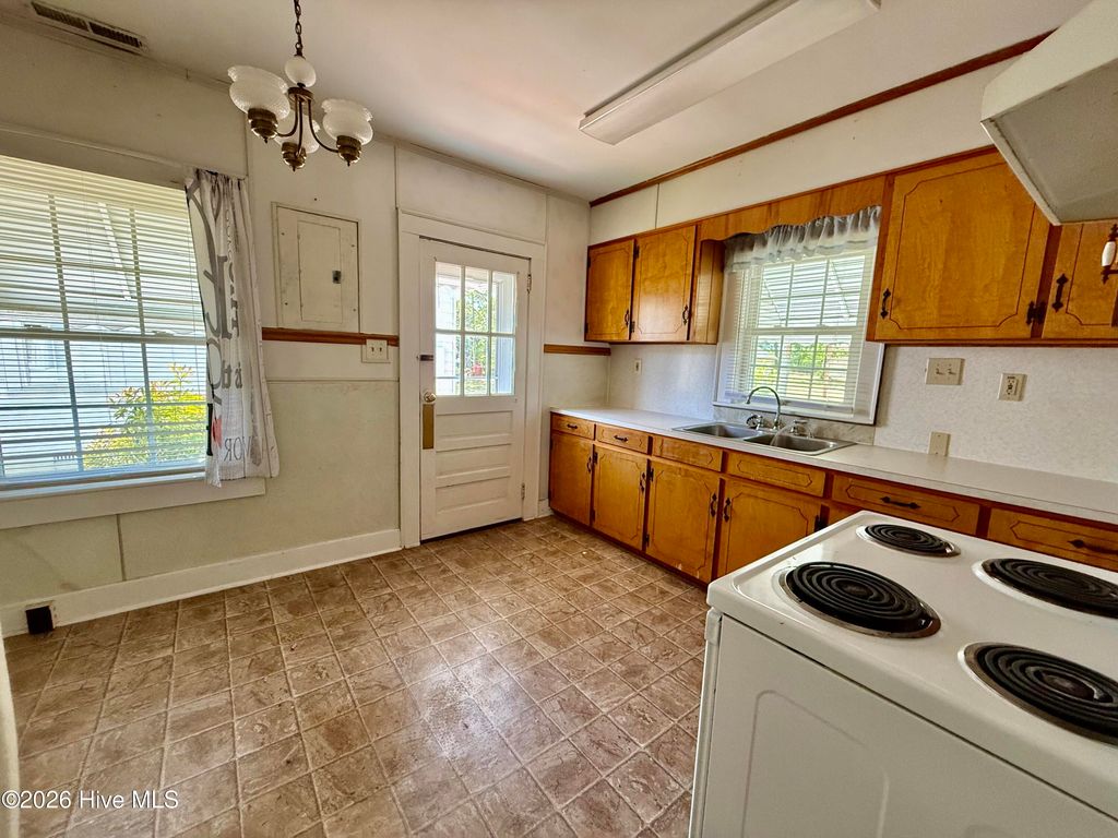 Photo of 407 Roberdel Road, Rockingham, NC 28379 (MLS # 100568948)