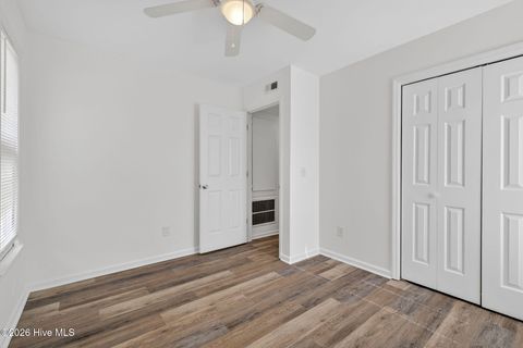 Tiny photo for 4190 Spirea Drive #Unit D, Wilmington, NC 28403 (MLS # 100550883)