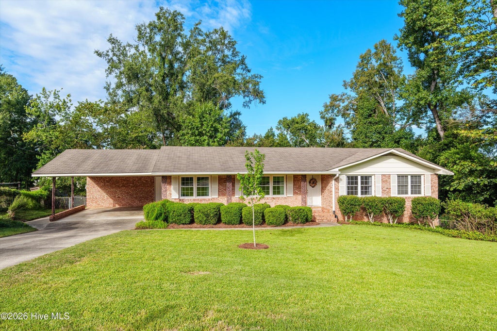 Photo of 607 Stanton Drive, North Augusta, SC 29841 (MLS # 100602517)