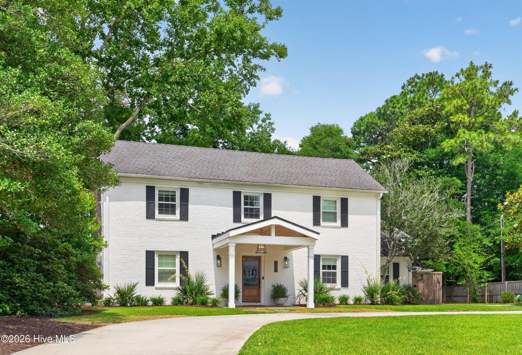 Photo of 2309 Lynnwood Drive, Wilmington, NC 28403 (MLS # 100580579)