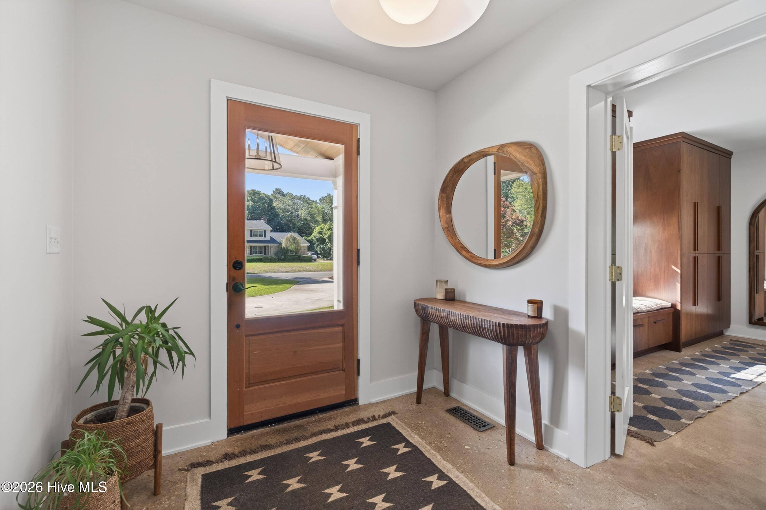 2309 Lynnwood Drive