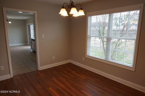 Tiny photo for 407 Sundown Court, Hubert, NC 28539 (MLS # 100550714)