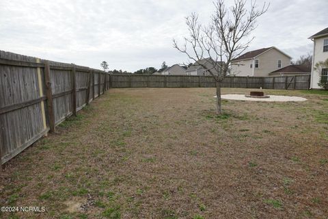 Tiny photo for 407 Sundown Court, Hubert, NC 28539 (MLS # 100550714)