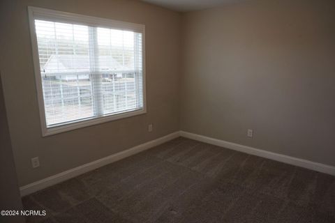 Tiny photo for 407 Sundown Court, Hubert, NC 28539 (MLS # 100550714)