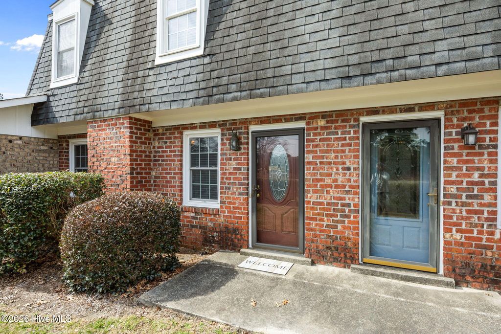 Photo of 37 Barnes Street, Greenville, NC 27858 (MLS # 100558970)
