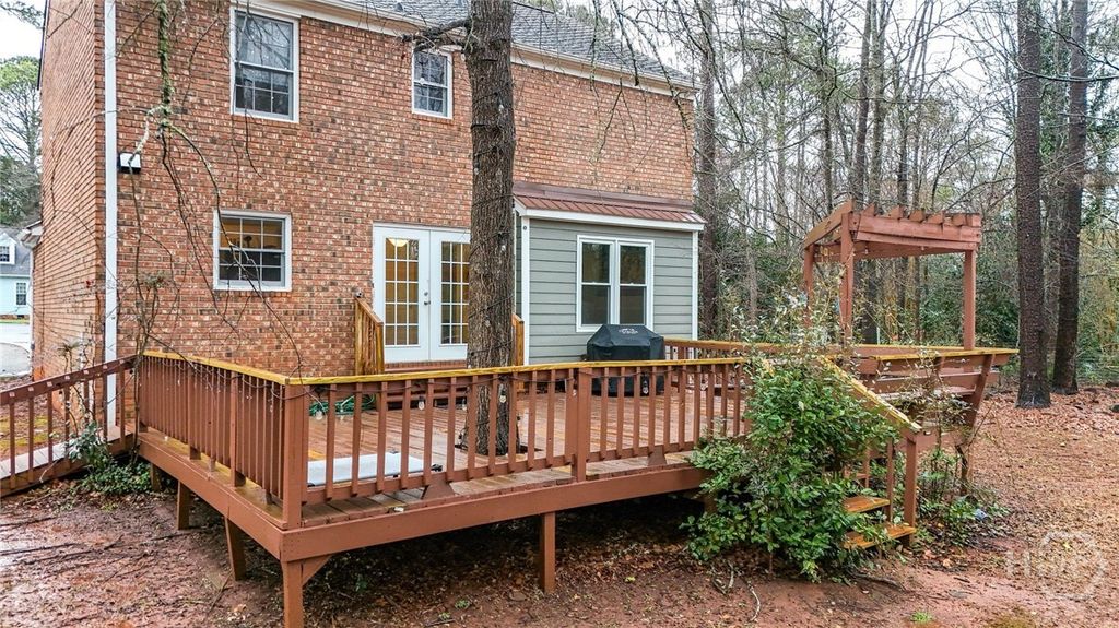 Photo of 174 Stonybrook Court, Athens, GA 30605 (MLS # CL356279)