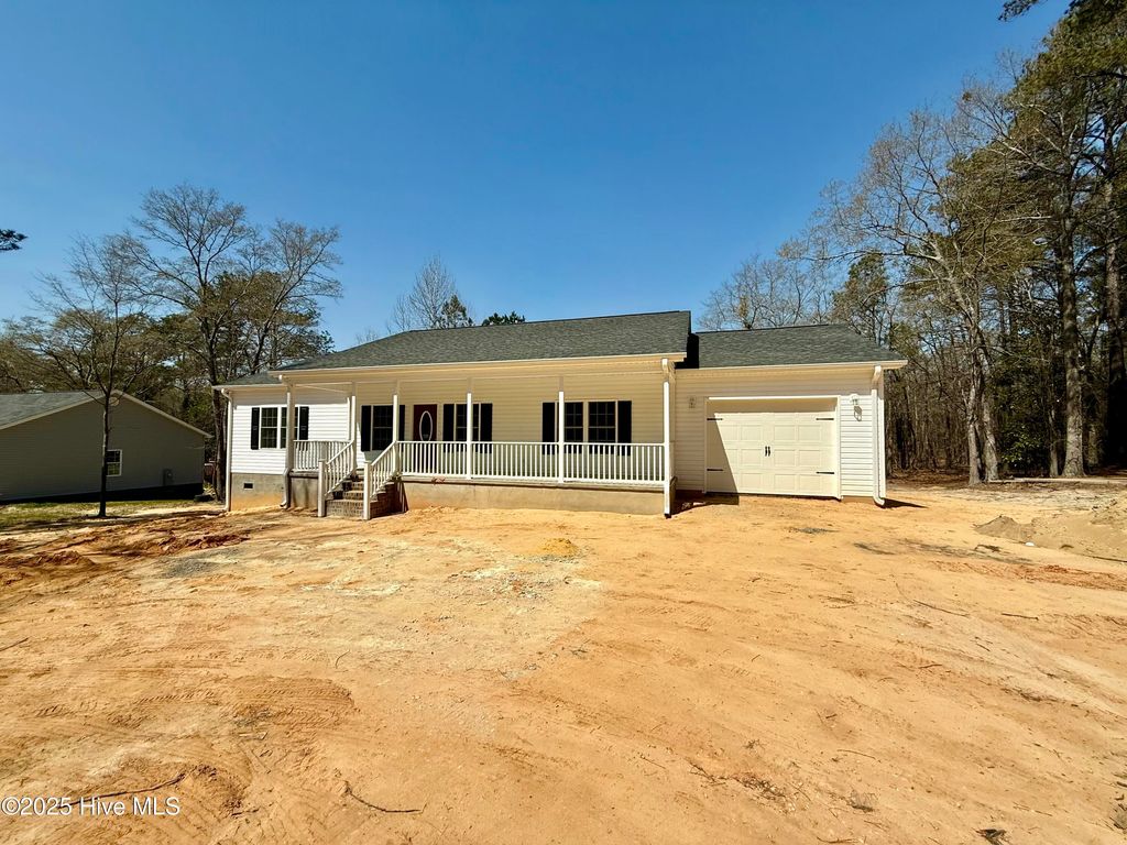 Photo of 2411 Old Aberdeen Road, Rockingham, NC 28379 (MLS # 100546512)