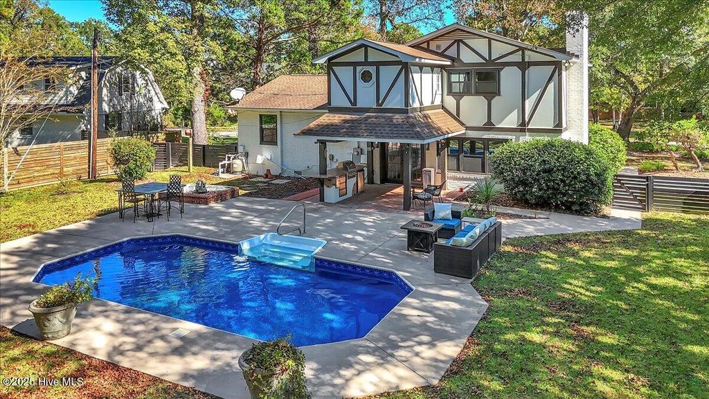 Photo of 309 Buccaneer Road, Wilmington, NC 28409 (MLS # 100540013)