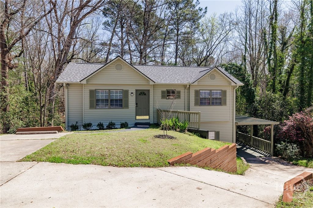 Photo of 255 Pine Valley Drive, Athens, GA 30606 (MLS # CL351352)