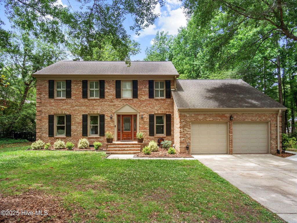 Photo of 939 Eton Drive, Jacksonville, NC 28546 (MLS # 100569850)