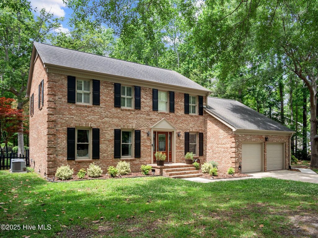 Photo of 939 Eton Drive, Jacksonville, NC 28546 (MLS # 100569850)