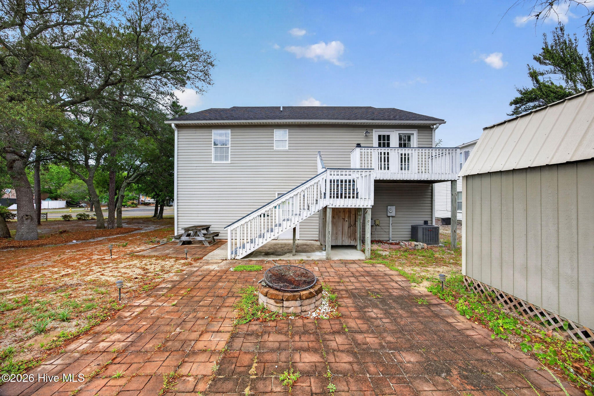 2305 E Oak Island Drive